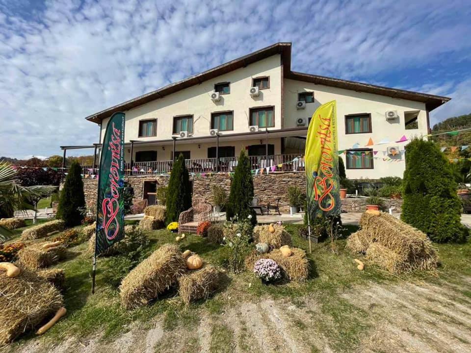 Family Hotel Borovitsa Pŭdartsi Exterior photo